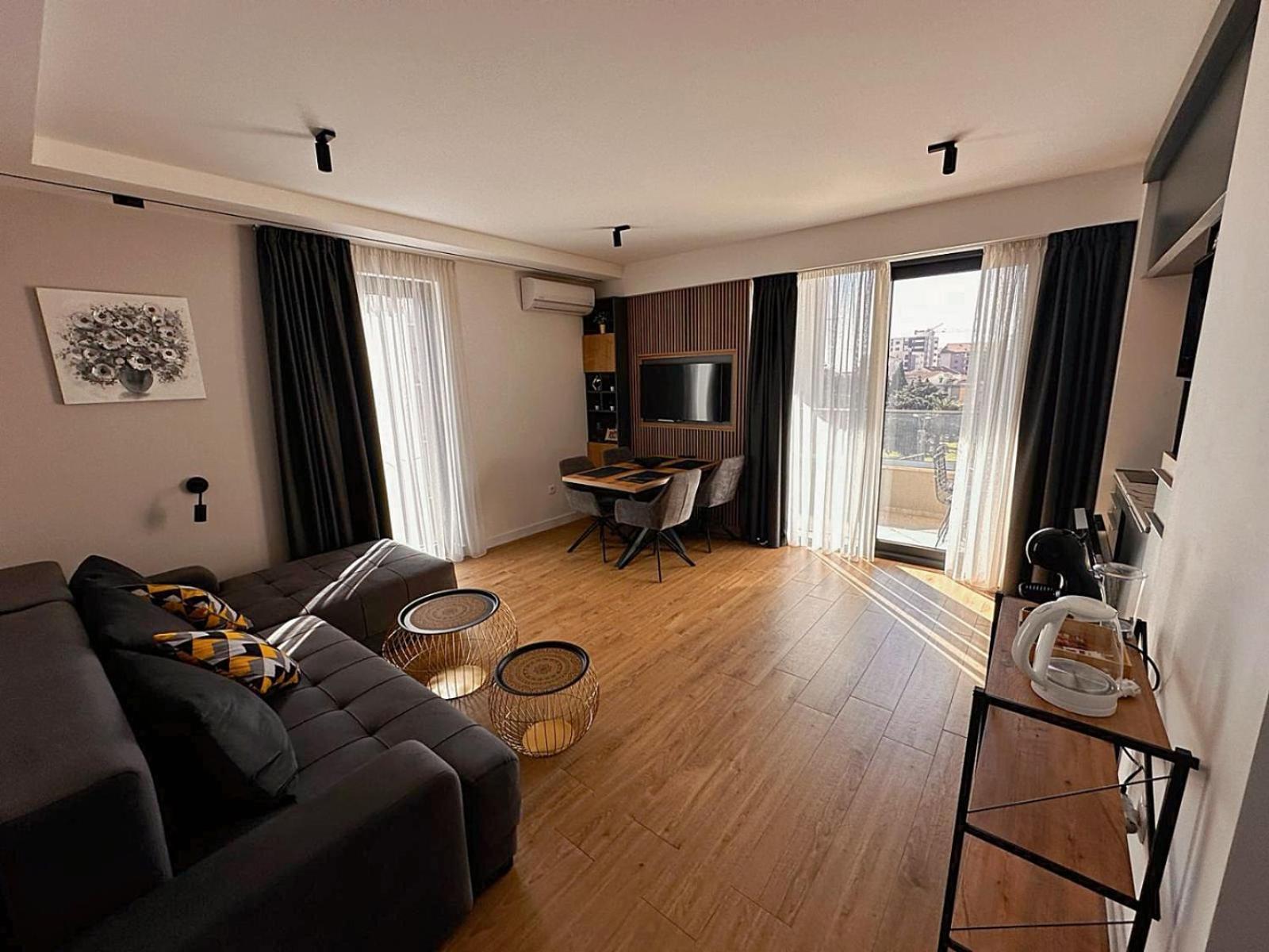 Мamma Mia Аpartments Apartamento Budva Exterior foto